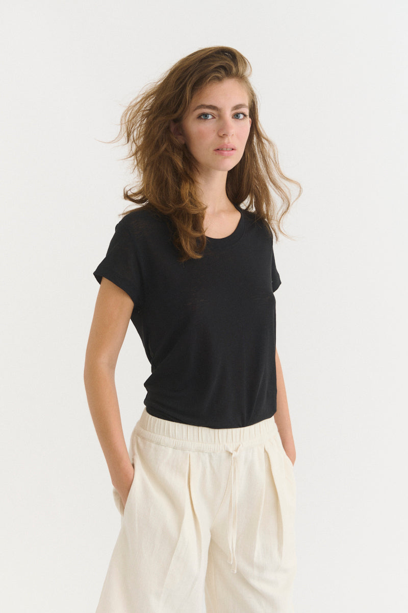 Basic Apparel Ashly SS Tee T-shirts 001 Black